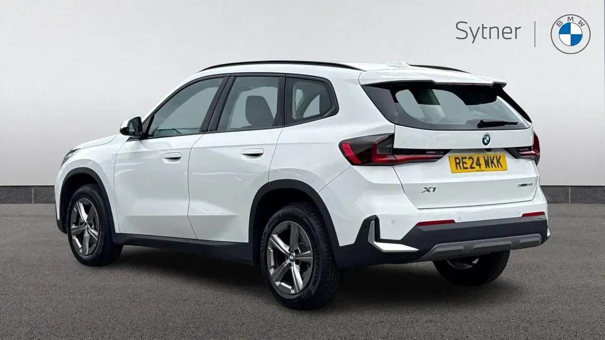 Second-hand BMW X1 Sport Line 168 CP (123 kW) 2024 Alb SUV