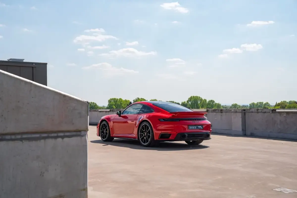 Usado Porsche 911 650 HP (478 kW) 2022 Vermelho Coupé