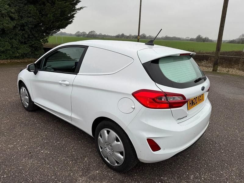 Usado Ford Fiesta 2020 Branco Van