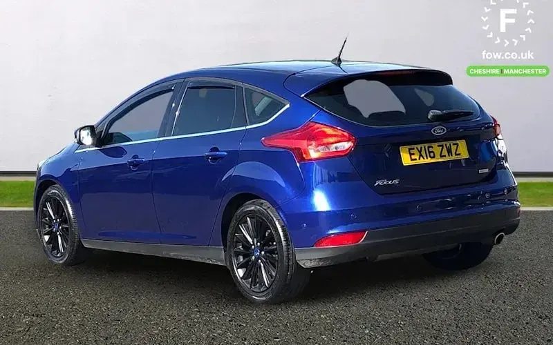 Begagnad Ford Focus Titanium X 182 HK (133 kW) 2016 Blå Halvkombi