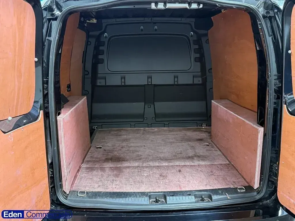 Used VW Caddy Pro 122 HP (89 kW) 2023 Black MPV
