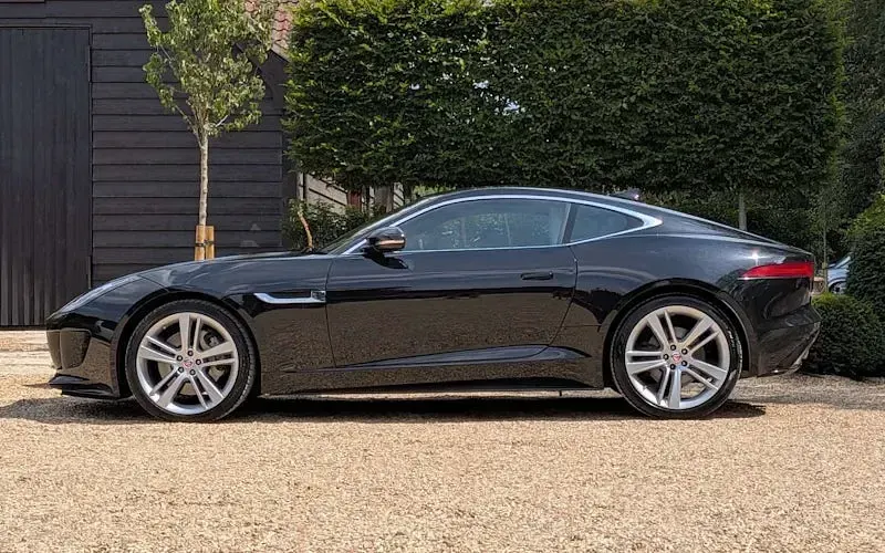 Used Jaguar F-Type Supercharged 340 HP (250 kW) 2016 Black Coupe