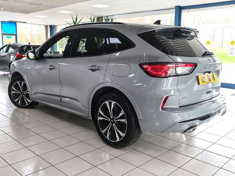 Used Ford Kuga ST-Line X 190 HP (139 kW) 2022 Silver SUV