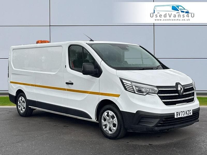 White Used 2024 Renault Trafic Van | £14,895 (Super price) - Image 1/4