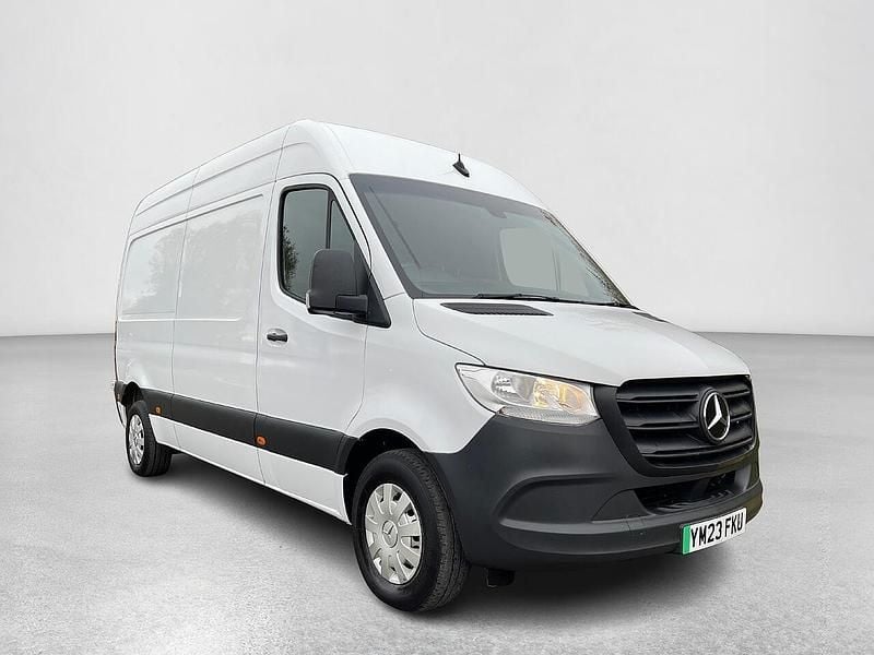 White Used 2023 Mercedes E-Sprinter Progressive Van | £13,374 - Image 1/4