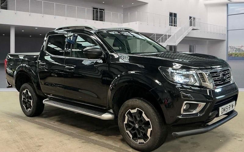 Used Nissan Navara Tekna 190 HP (139 kW) 2021 Pickup