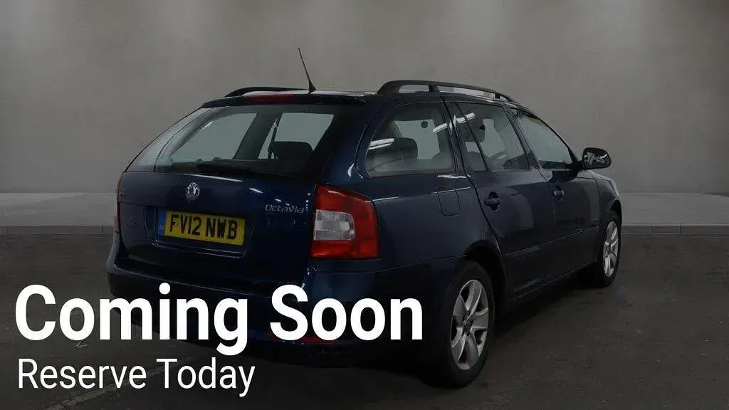 Used Skoda Octavia Elegance 2012 Blue Estate