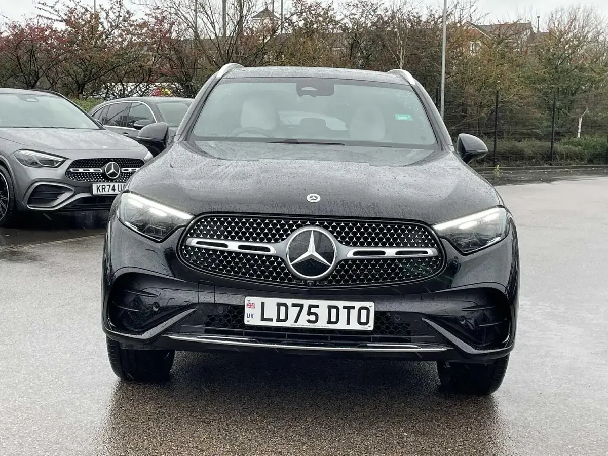 Used Mercedes GLC300 AMG line 308 HP (226 kW) 2026 Black SUV