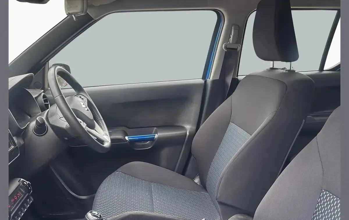 Używany Suzuki Ignis SZ5 83 KM (61 kW) 2023 Niebieski SUV