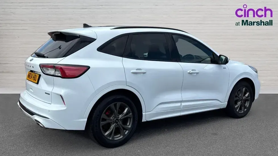 Used Ford Kuga ST-Line 190 HP (139 kW) 2024 White SUV