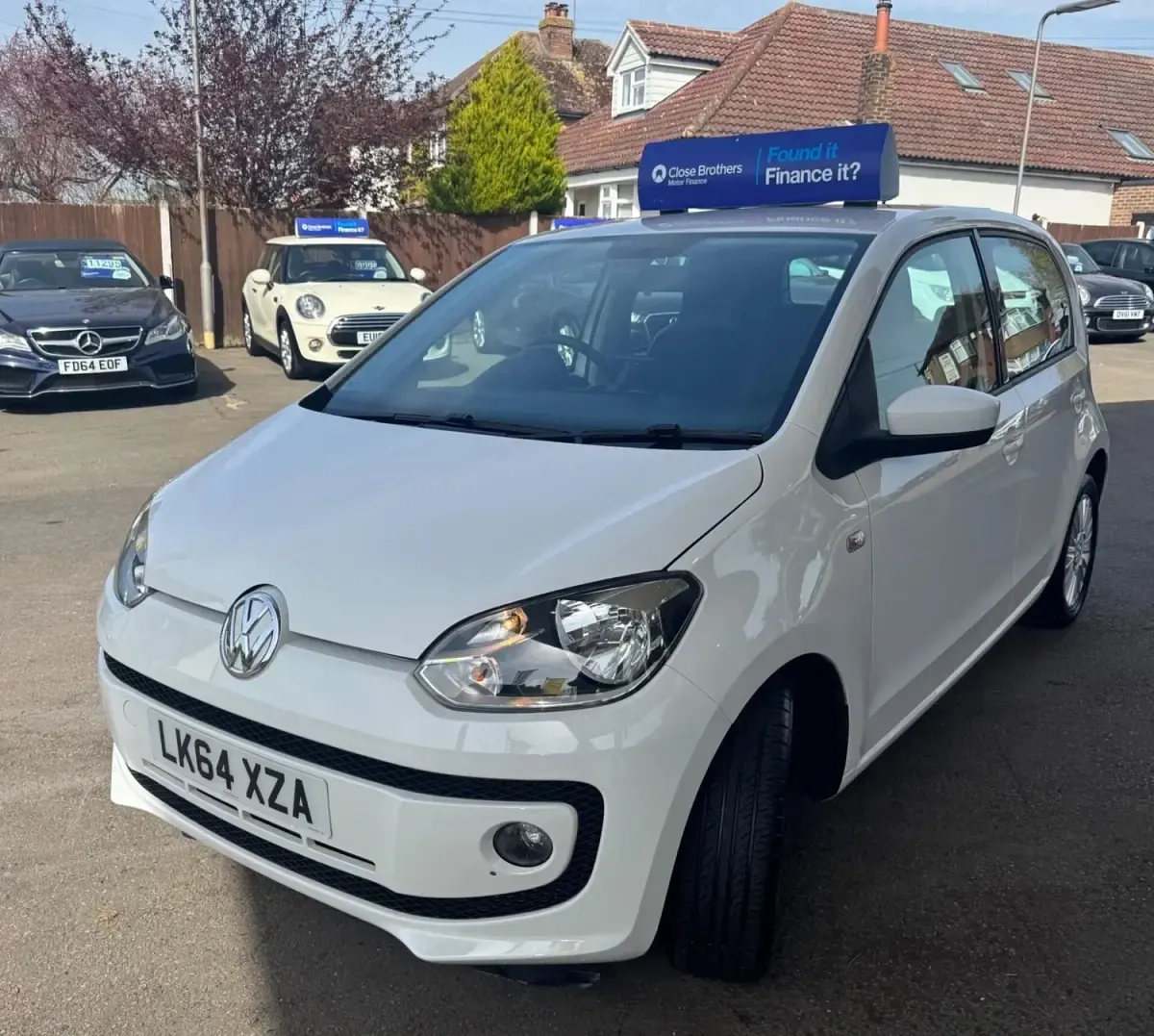 Usado VW up! high up! 75 HP (55 kW) 2014 Branco Citadino