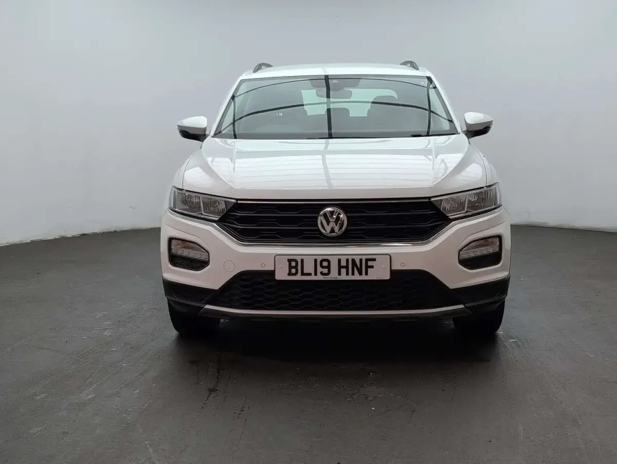 Used VW T-Roc SE 115 HP (84 kW) 2019 White SUV