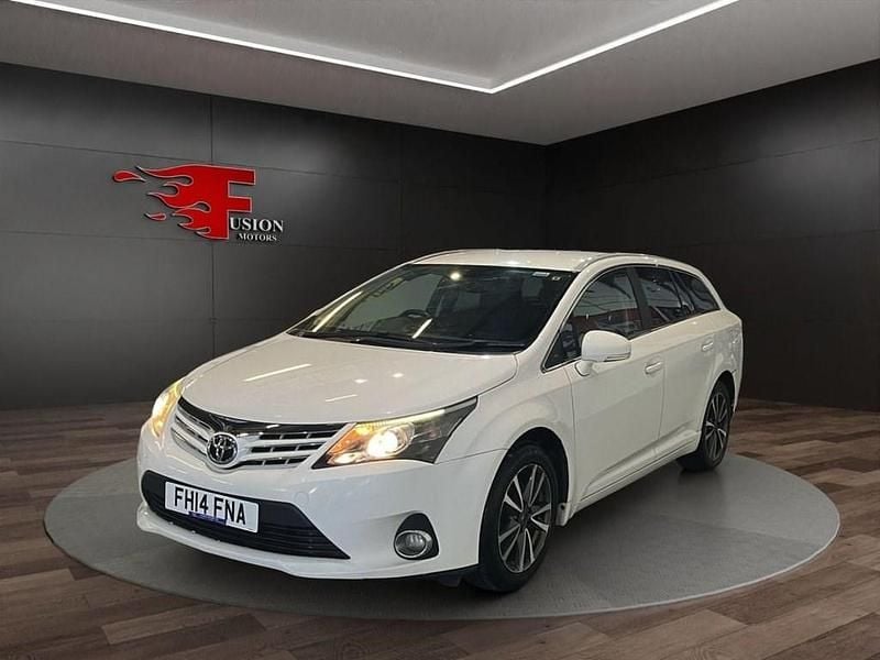 Used Toyota Avensis Business Edition 2014 White Estate