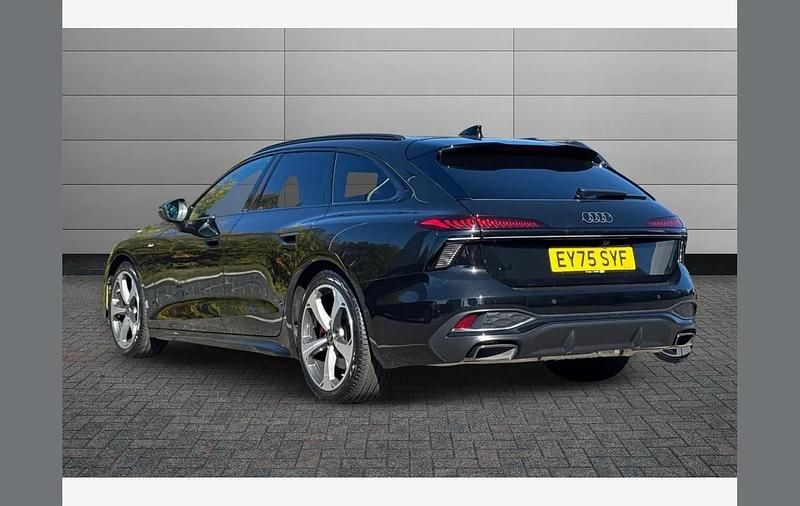 Usado Audi A6 Comfort 204 HP (150 kW) 2025 Preto Carrinha