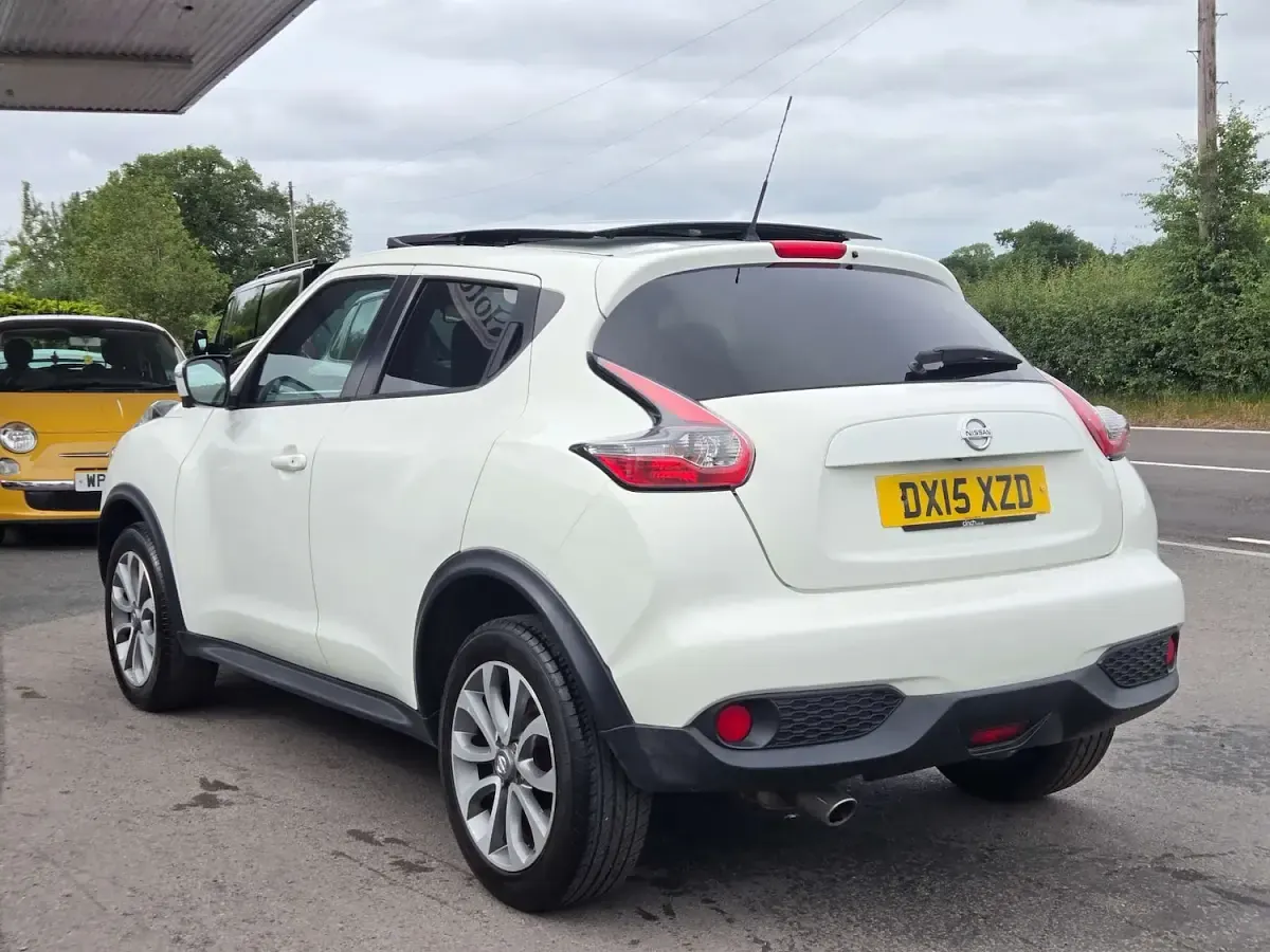 Used Nissan Juke Tekna 2015 White SUV