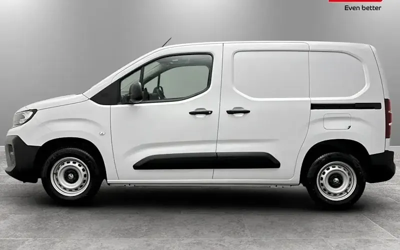 Ny Vauxhall Combo 102 HK (75 kW) 2026 Minibuss