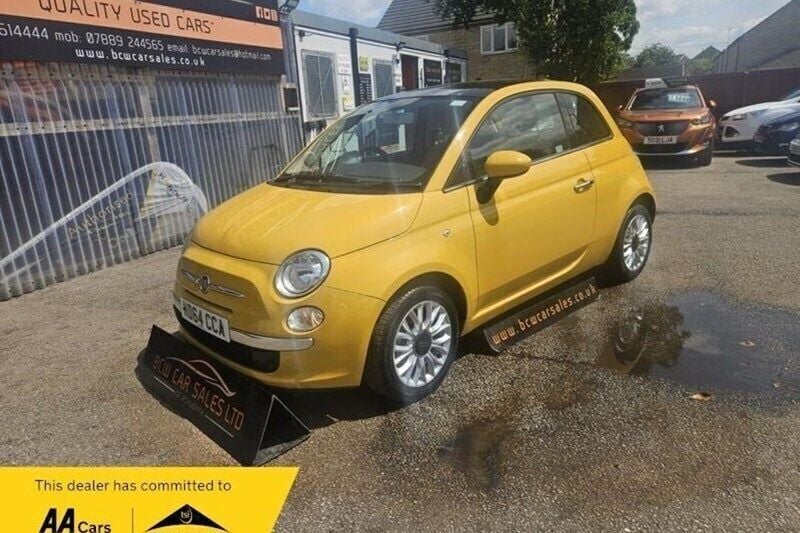 Yellow Used 2015 Fiat 500 Lounge Hatchback | £4,750 (Good price) - Image 1/1