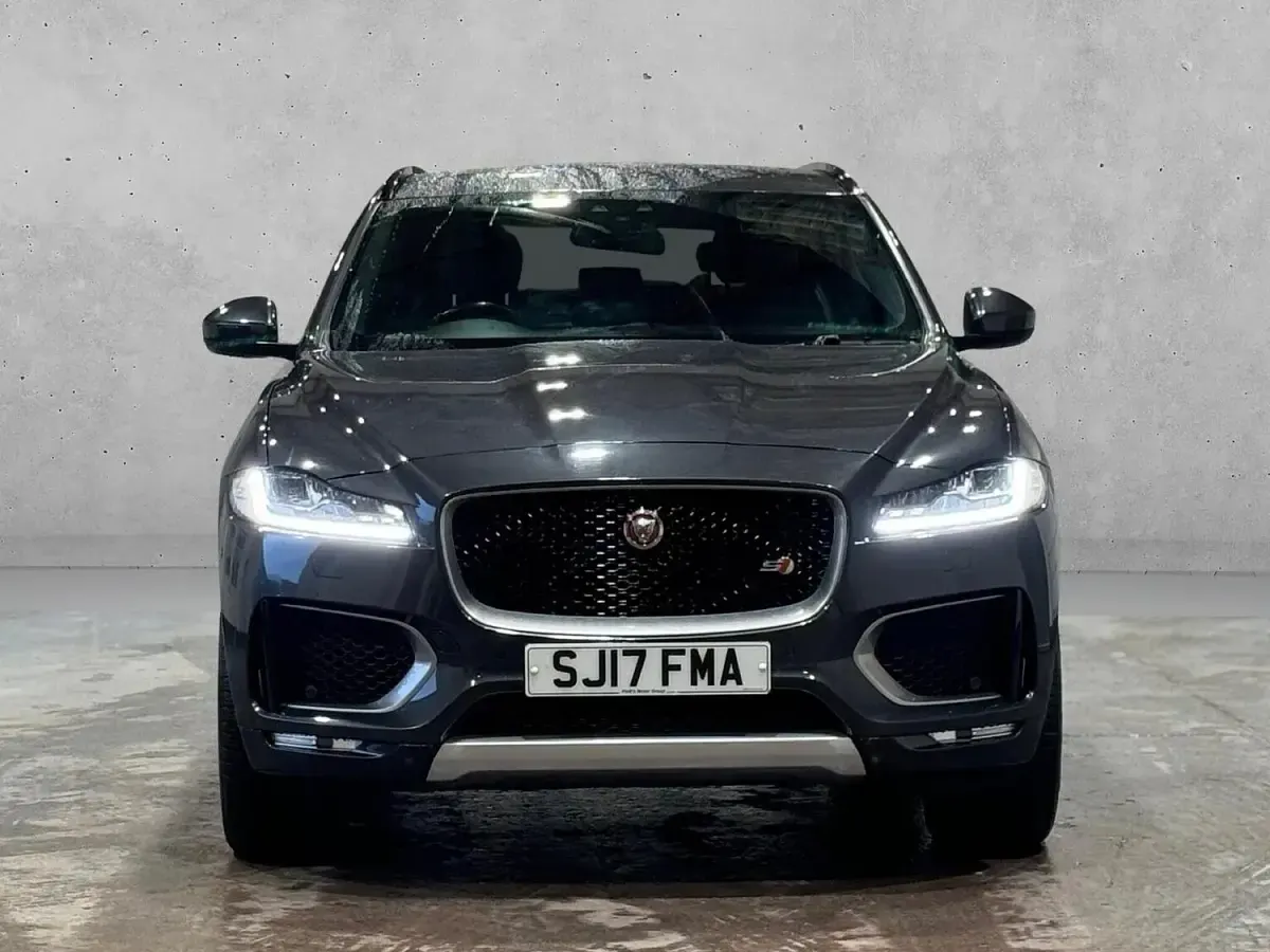 Used Jaguar F-Pace S 300 HP (220 kW) 2017 Grey SUV