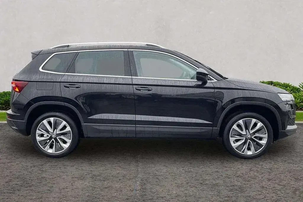 Used Skoda Karoq SE L 150 HP (110 kW) 2023 Black magic pearl effect SUV