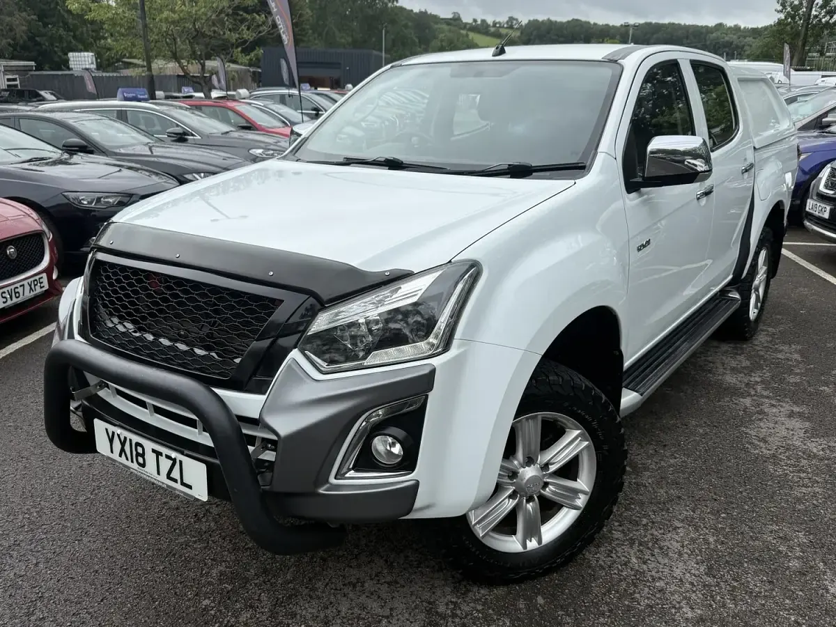Used Isuzu D-Max 162 HP (119 kW) 2018 White Pickup