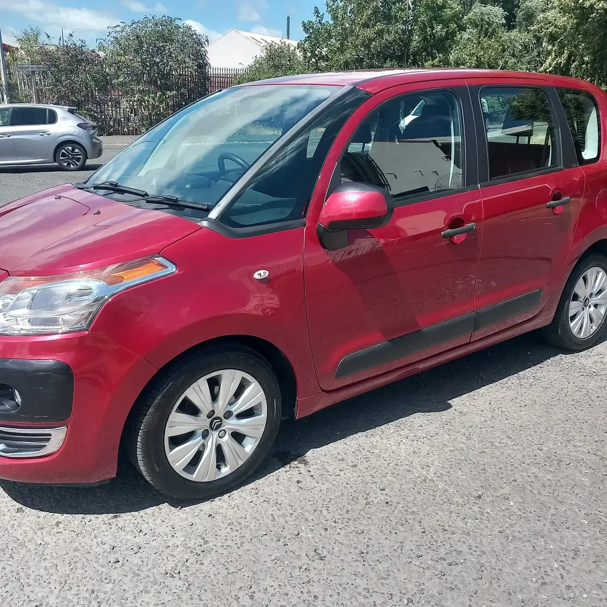 Used Citroën C3 Picasso VTR Sport 2012 Red MPV