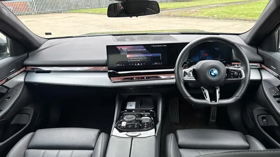 Used BMW i5 M Sport 246 kW (335 HP) 2023 Black Sedan