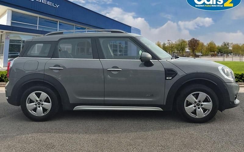 Usado Mini Cooper D 150 HP (110 kW) 2018 Cinzento Citadino