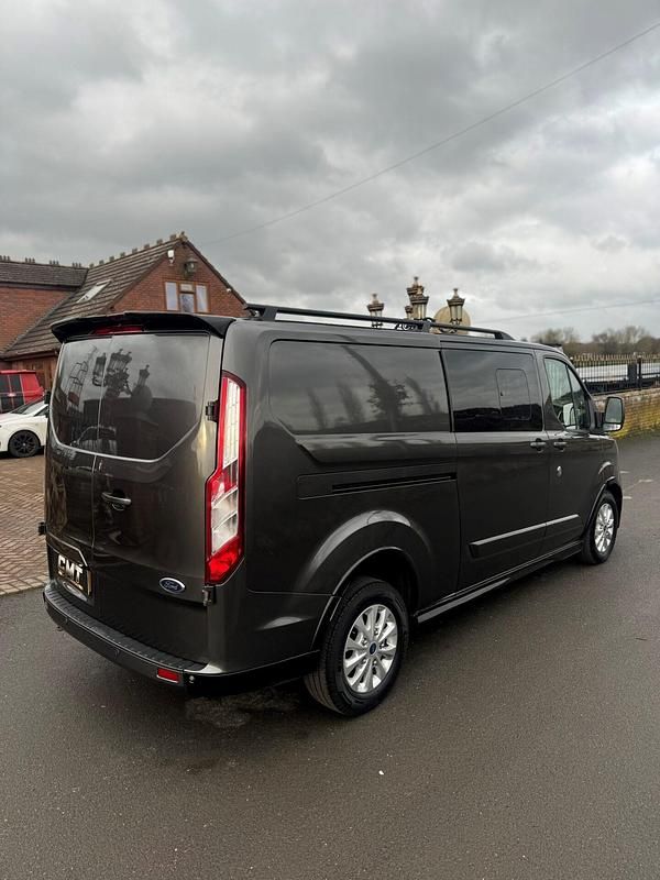 Used Ford Transit Custom Limited 185 HP (136 kW) 2020 Grey Van