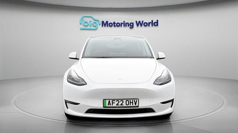 Used Tesla Model Y Long Range AWD 378 kW (514 HP) 2022 White SUV
