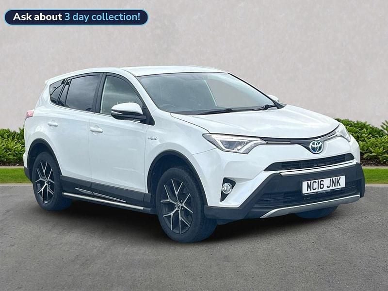 White Used 2016 Toyota RAV4 Hybrid SUV | £13,699 (Fair price) - Image 1/4