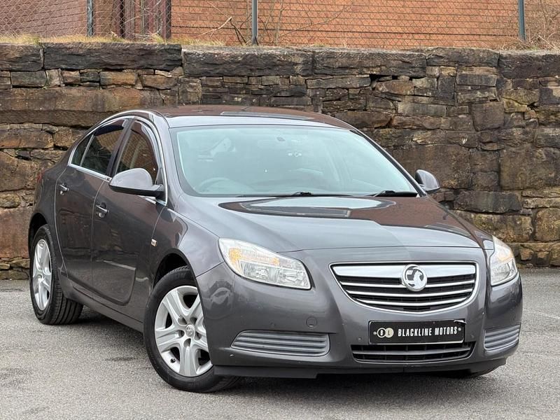 Used Vauxhall Insignia 160 HP (117 kW) 2010 Grey Hatchback