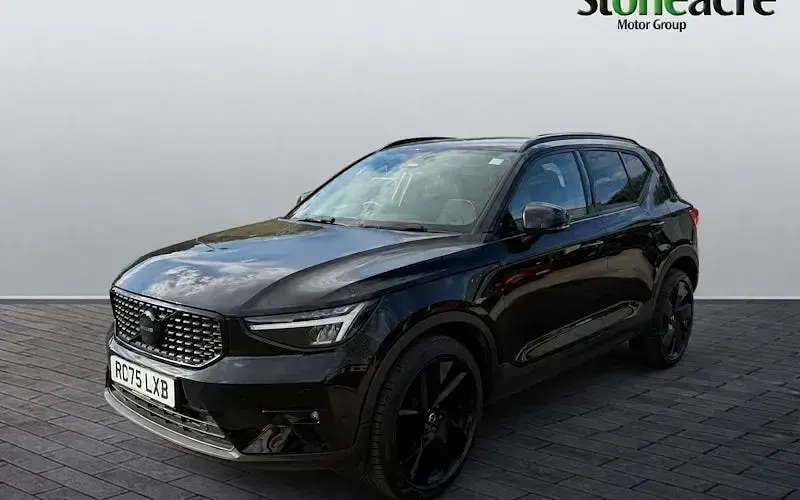 Used Volvo XC40 Plus 197 HP (144 kW) 2025 Black SUV