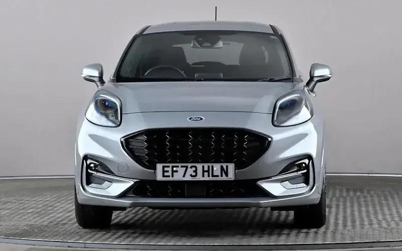 Usado Ford Puma ST-Line 125 CV (91 kW) 2023 Plateado SUV