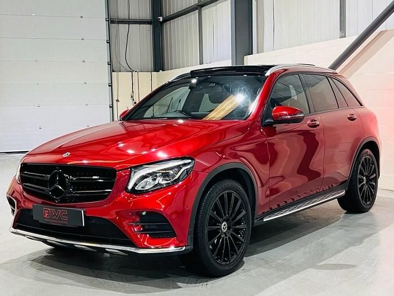 Used Mercedes GLC250 AMG line 204 HP (150 kW) 2018 Red SUV