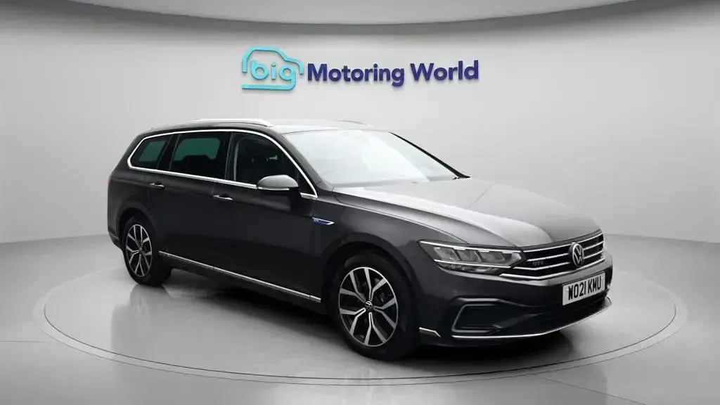 Used VW Passat GTE 218 HP (160 kW) 2021 Estate