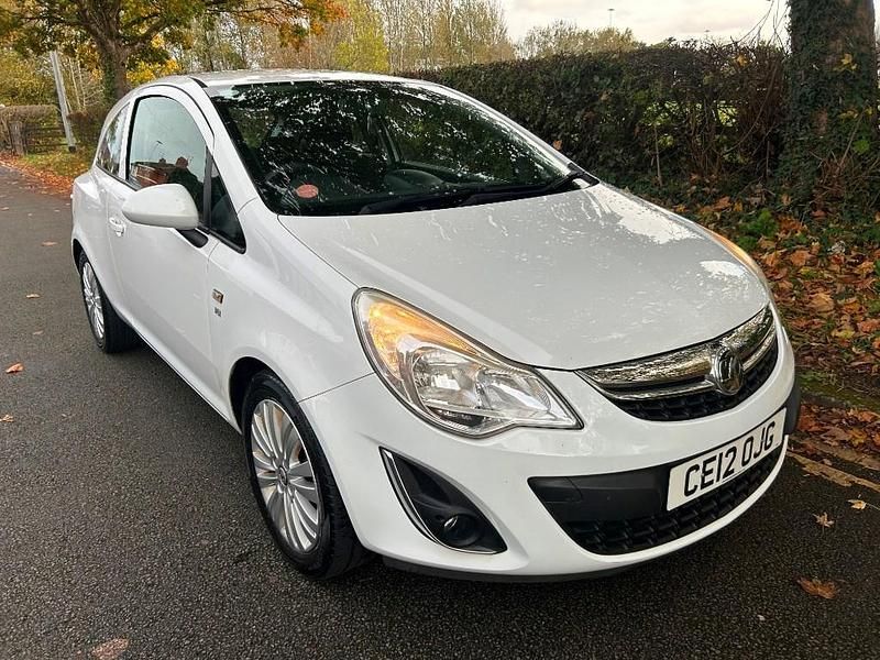 White Used 2012 Vauxhall Corsa Excite Hatchback | £2,994 (Fair price) - Image 1/4