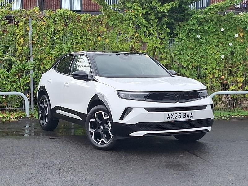 White New 2025 Vauxhall Mokka SUV | £21,498 (Expensive) - Image 1/4