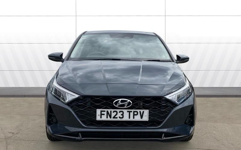Used Hyundai i20 Premium 101 HP (74 kW) 2023 Grey Hatchback