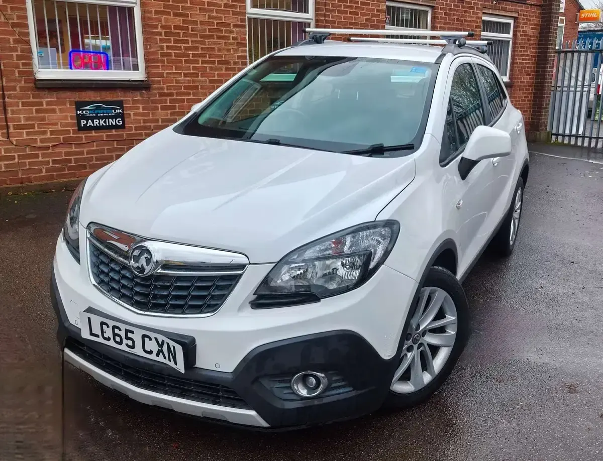 Used Vauxhall Mokka 140 HP (102 kW) 2015 White SUV