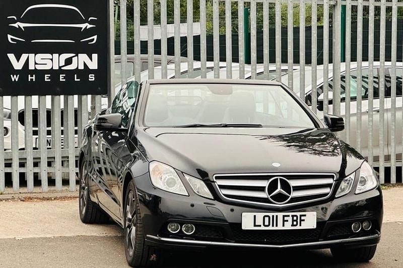 Black Used 2011 Mercedes E350 SE Cabriolet | £4,195 (Fair price) - Image 1/1