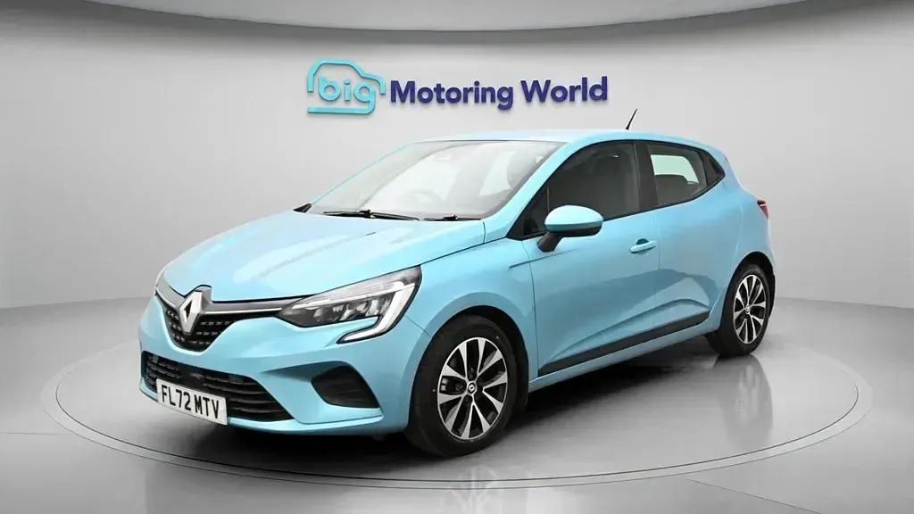 Używany Renault Clio V Iconic 140 KM (102 kW) 2022 Niebieski Hatchback