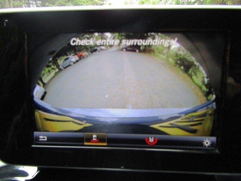 Image 4/4