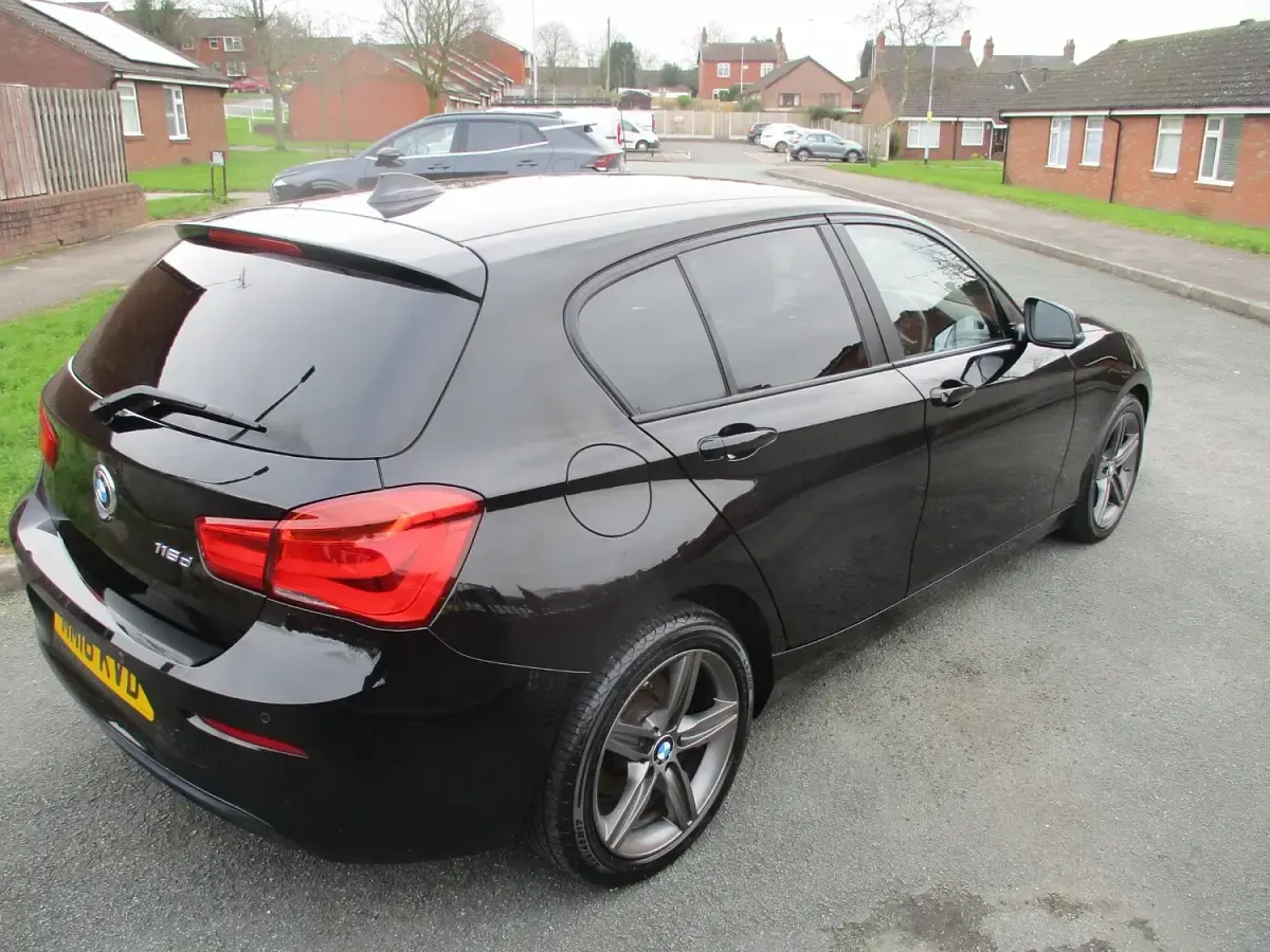 Used BMW 116 Sport Line 2016 Black Hatchback