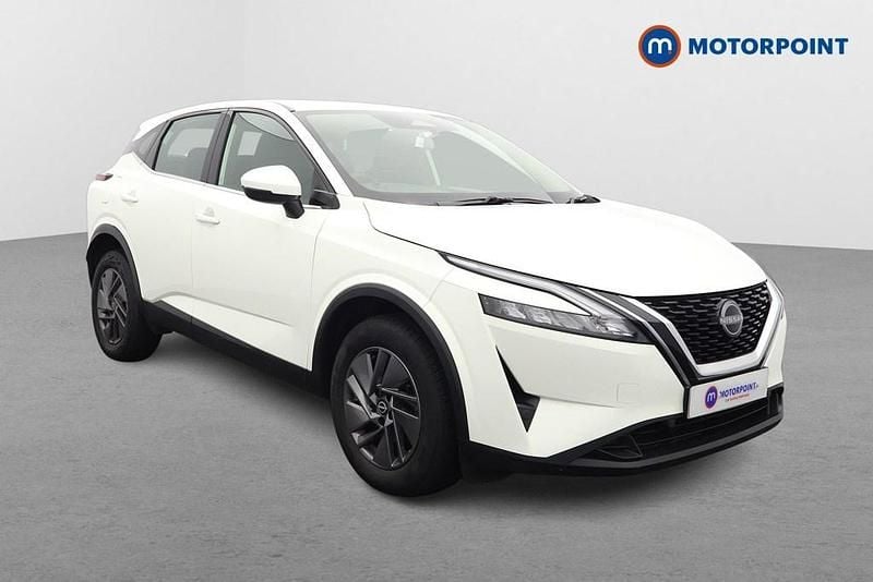 White Used 2023 Nissan Qashqai Acenta Premium SUV | £17,199 (Good price) - Image 1/4