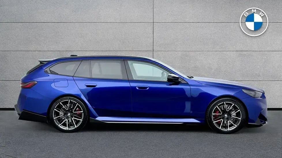 Used BMW M5 Comfort Edition 717 HP (527 kW) 2026 Blue Estate