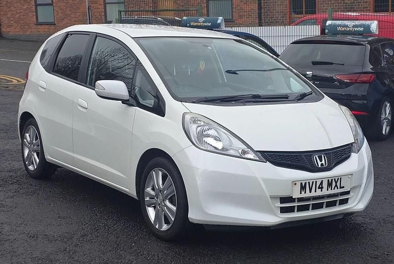 White Used 2014 Honda Jazz ES Hatchback | £4,995 (Super price) - Image 1/4