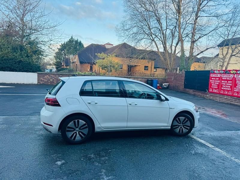 Used VW e-Golf 99 kW (135 HP) 2020 White Hatchback