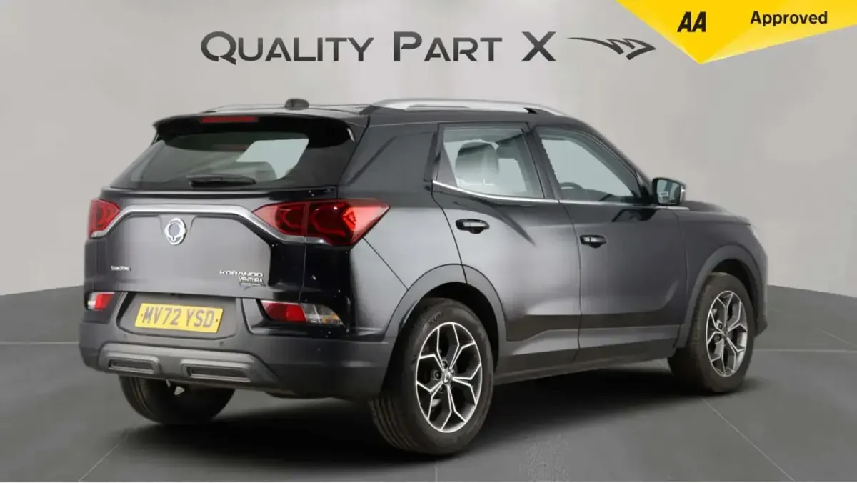 Używany SsangYong Korando 163 KM (119 kW) 2023 Czarny Kombi
