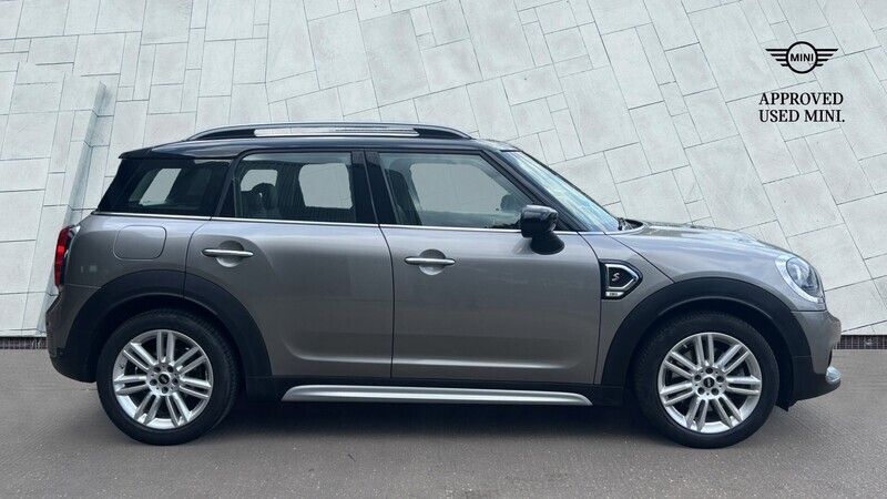 Używany Mini Cooper S Countryman Exclusive 192 KM (141 kW) 2019 Srebrny SUV
