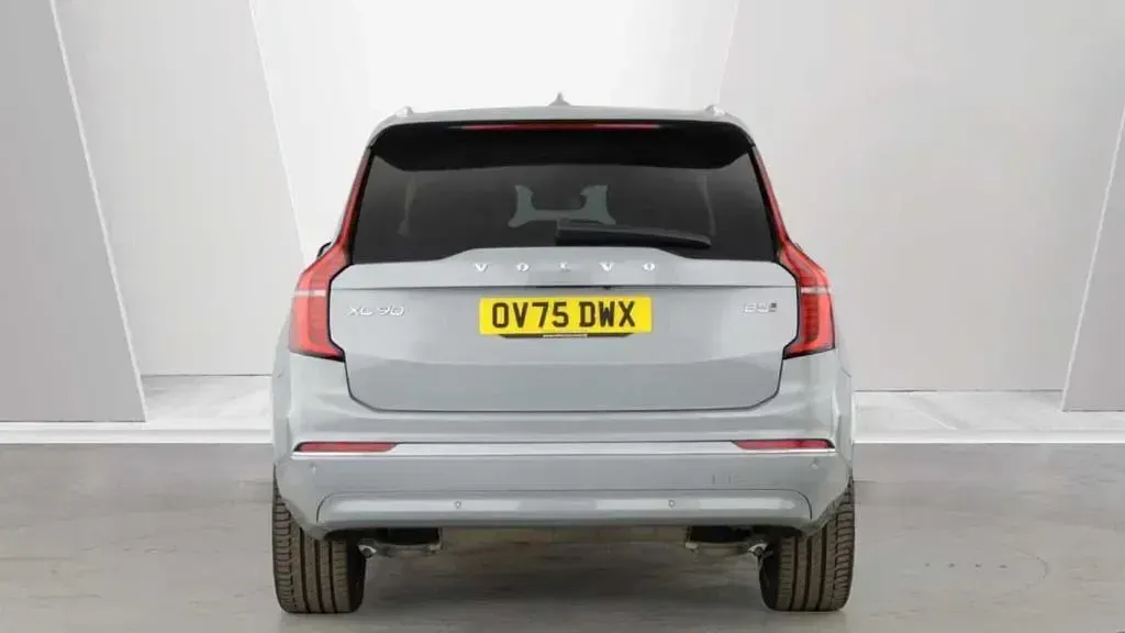Used Volvo XC90 Ultra 455 HP (334 kW) 2025 Vapour grey SUV